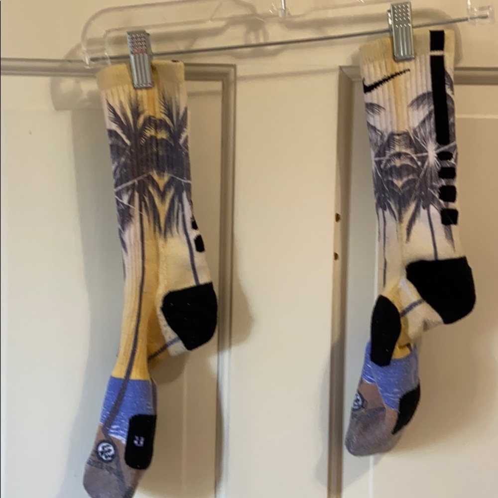 beach nike elites